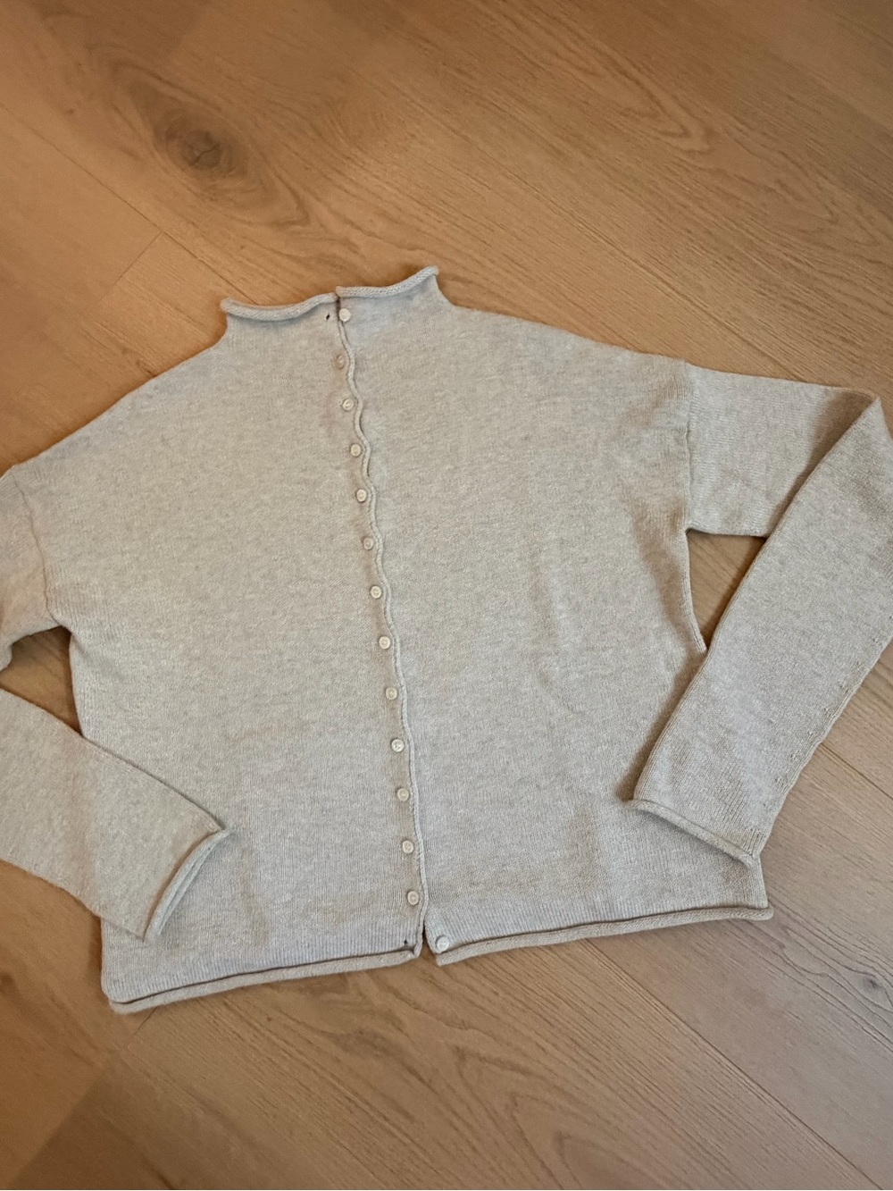 Alex Mill Taylor Cardigan in Cotton Cashmere - Picture 6 of 11